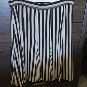 DKNY Black and White A-Line Skirt